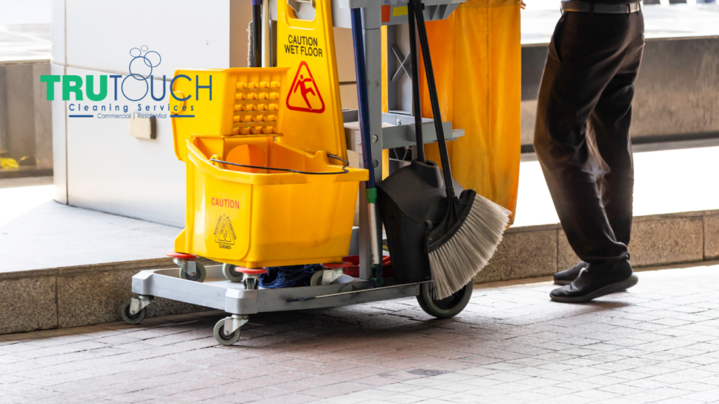 The Ultimate Guide to Choosing the Right Janitorial Service for Your Business